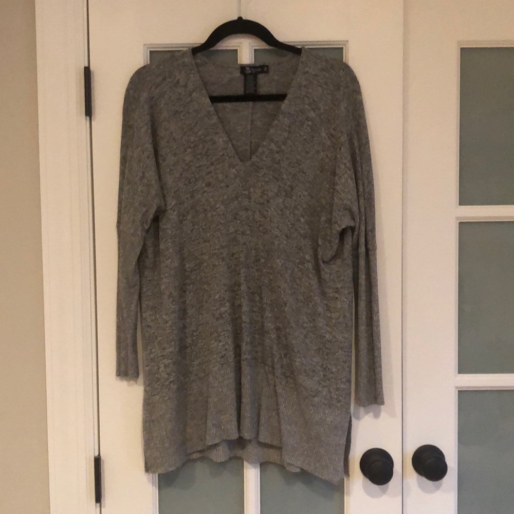 Gray v neck sweater